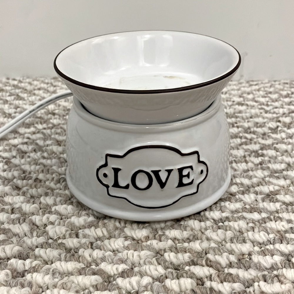 Scentsy | Love Element Warmer